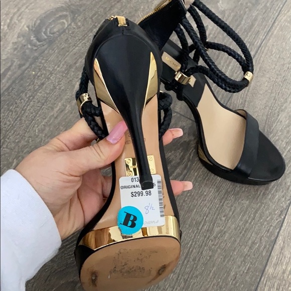Brand new Michael Kors heels - Picture 3 of 6